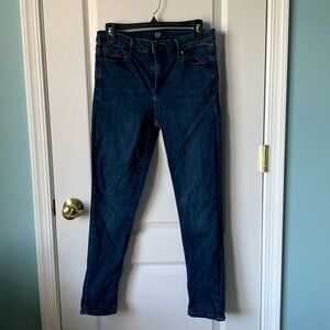 Gap True Skinny jeans